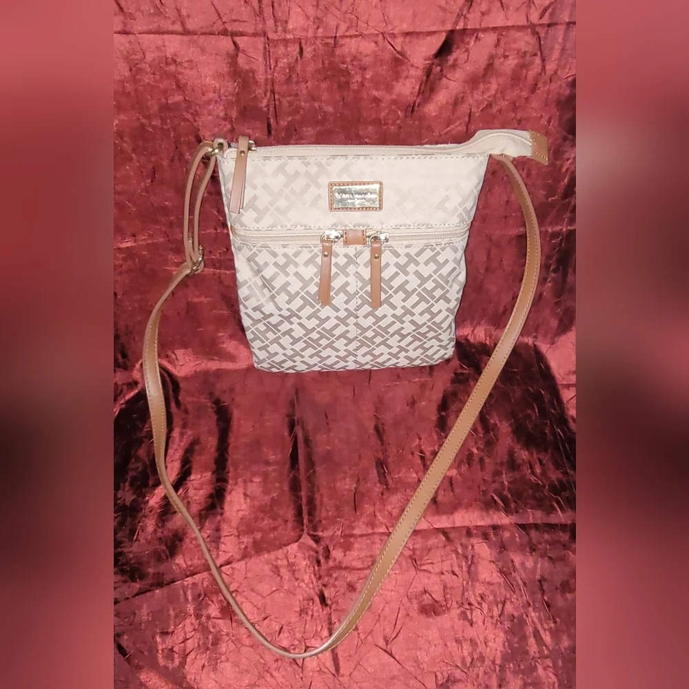 Tommy Hilfiger Cream and Tan Crossbody Bag - Picture 1 of 5